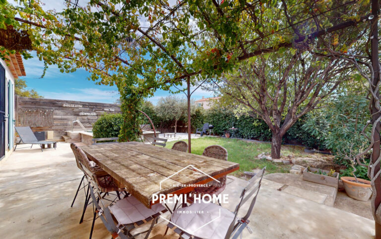 A VENDRE MAISON RÉCENTE 3 CHAMBRES PISCINE AUREILLE - Premi'home Agence immobilière Aix En Provence