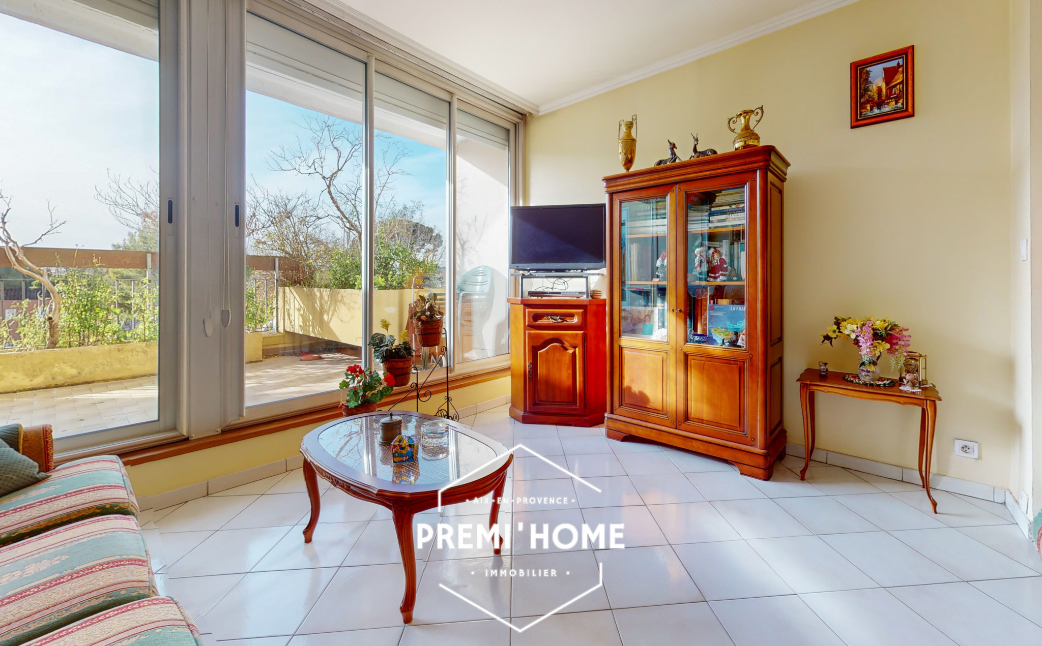 A VENDRE T3 CHATEAU DOUBLE TERRASSE ET ASCENSEUR - Premi'home Agence immobilière Aix En Provence