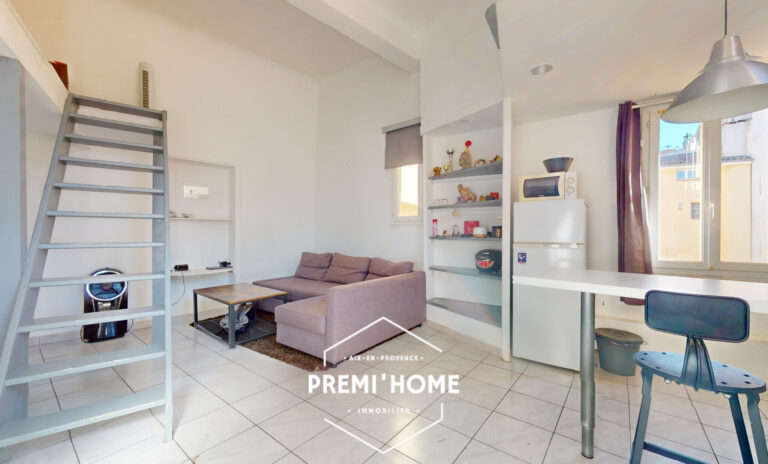 A VENDRE LOT DE DEUX GRANDS STUDIOS AIX CENTRE HISTORIQUE - Premi'home Agence immobilière Aix En Provence