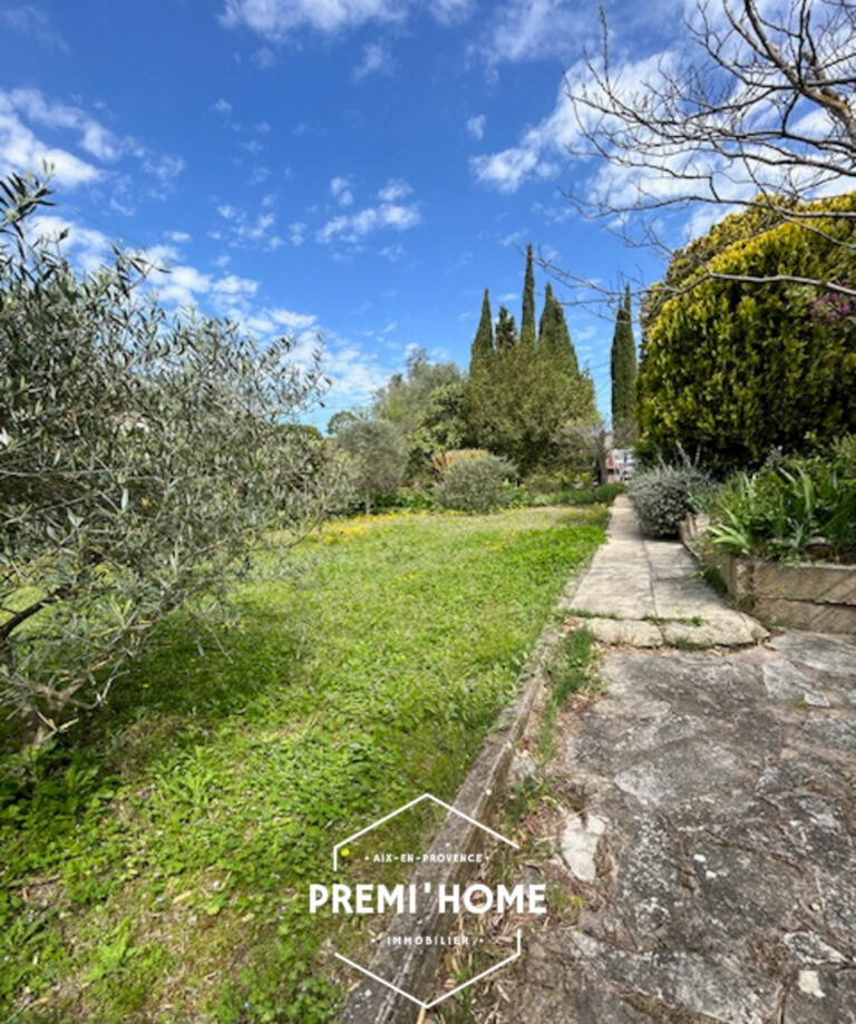 TERRAIN CONSTRUCTIBLE DE 470M2 A MARSEILLE 13011 - Premi'home Agence immobilière Aix En Provence