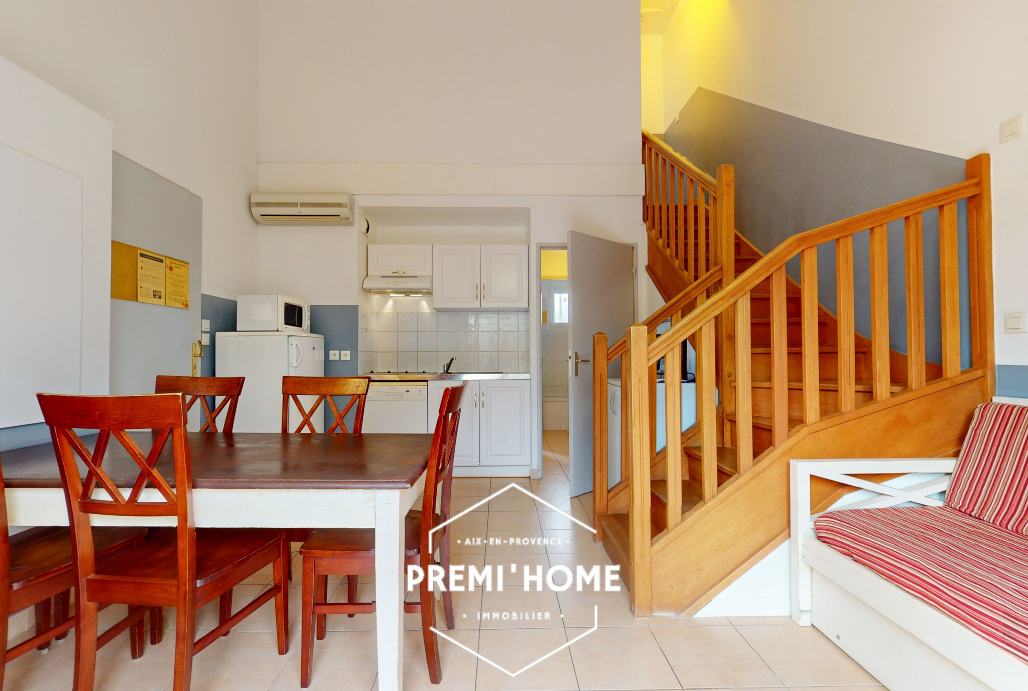 A VENDRE PETITE MAISON 2 CHAMBRES MOURIÈS - Premi'home Agence immobilière Aix En Provence