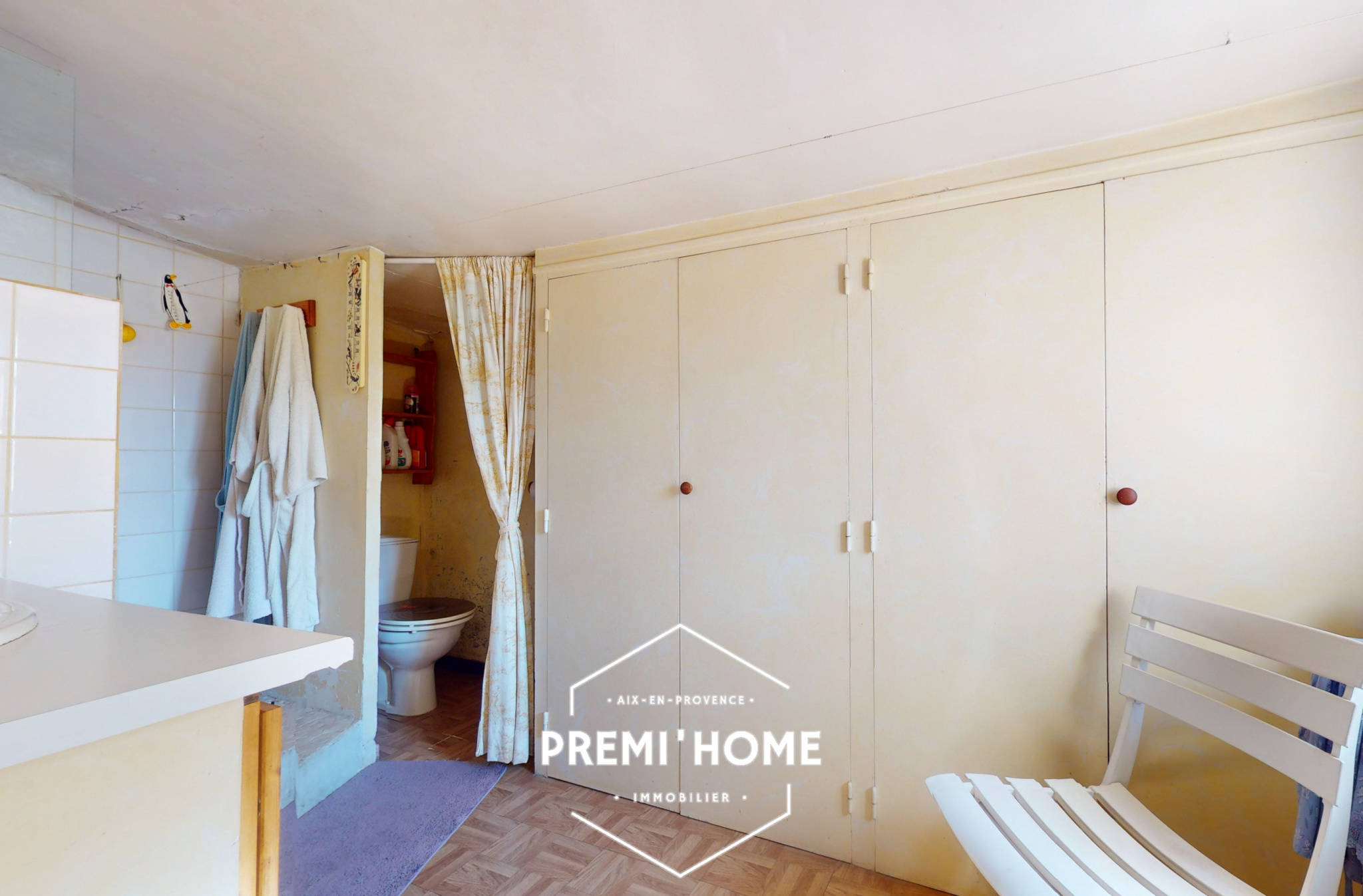 A VENDRE MAISON A RENOVER TERRAIN 3600M2 AIX EN PROVENCE EST - Premi'home Agence immobilière Aix En Provence