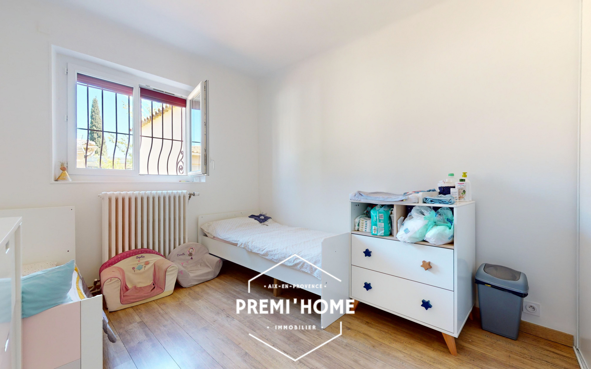 MAISON RENOVEE 4 CHAMBRES + 2 STUDIOS ET PISCINE SECTEUR AXI - Premi'home Agence immobilière Aix En Provence