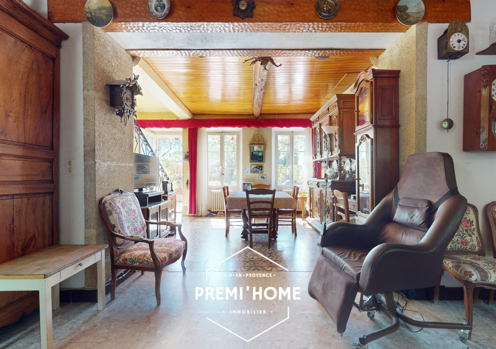 A VENDRE MAISON A RENOVER TERRAIN 3600M2 AIX EN PROVENCE EST - Premi'home Agence immobilière Aix En Provence
