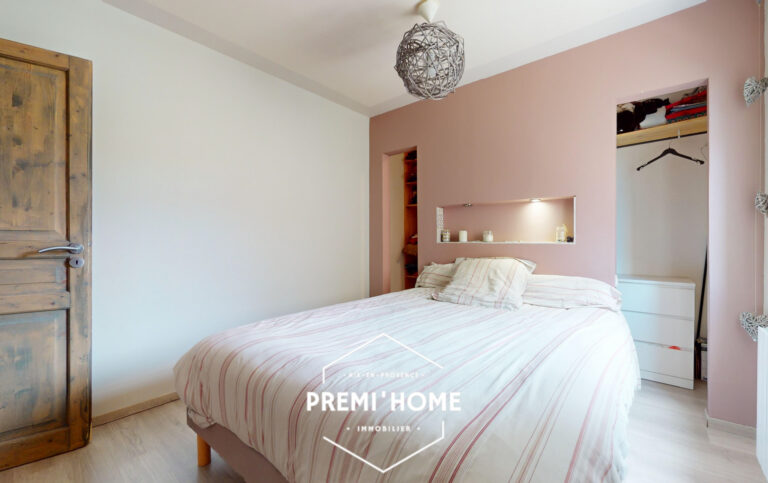 A VENDRE MAISON RÉCENTE 3 CHAMBRES PISCINE AUREILLE - Premi'home Agence immobilière Aix En Provence