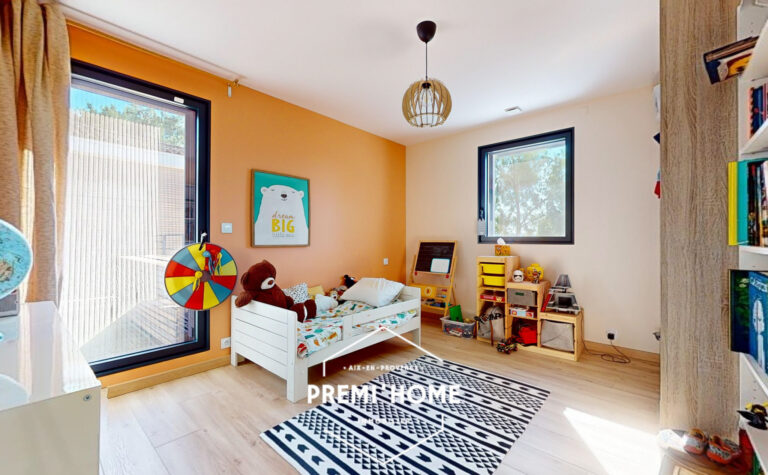 A VENDRE MAISON RECENTE PISCINE EGUILLES - Premi'home Agence immobilière Aix En Provence