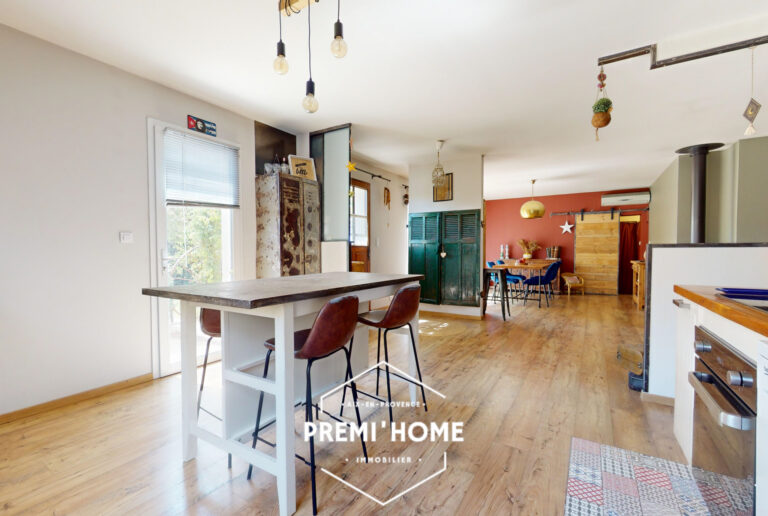 A VENDRE MAISON RÉCENTE 3 CHAMBRES PISCINE AUREILLE - Premi'home Agence immobilière Aix En Provence