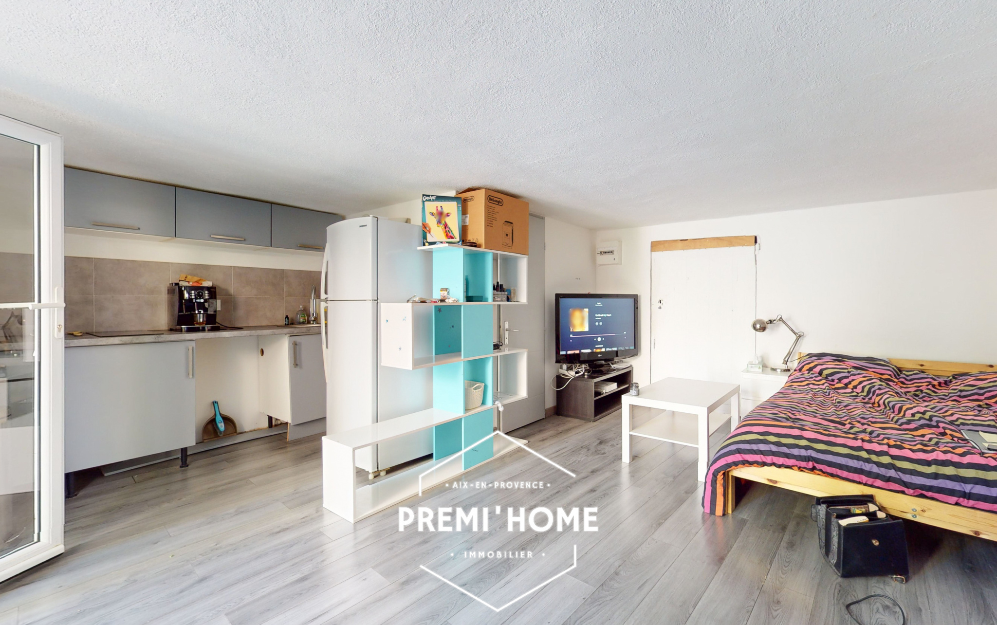 MAISON RENOVEE 4 CHAMBRES + 2 STUDIOS ET PISCINE SECTEUR AXI - Premi'home Agence immobilière Aix En Provence