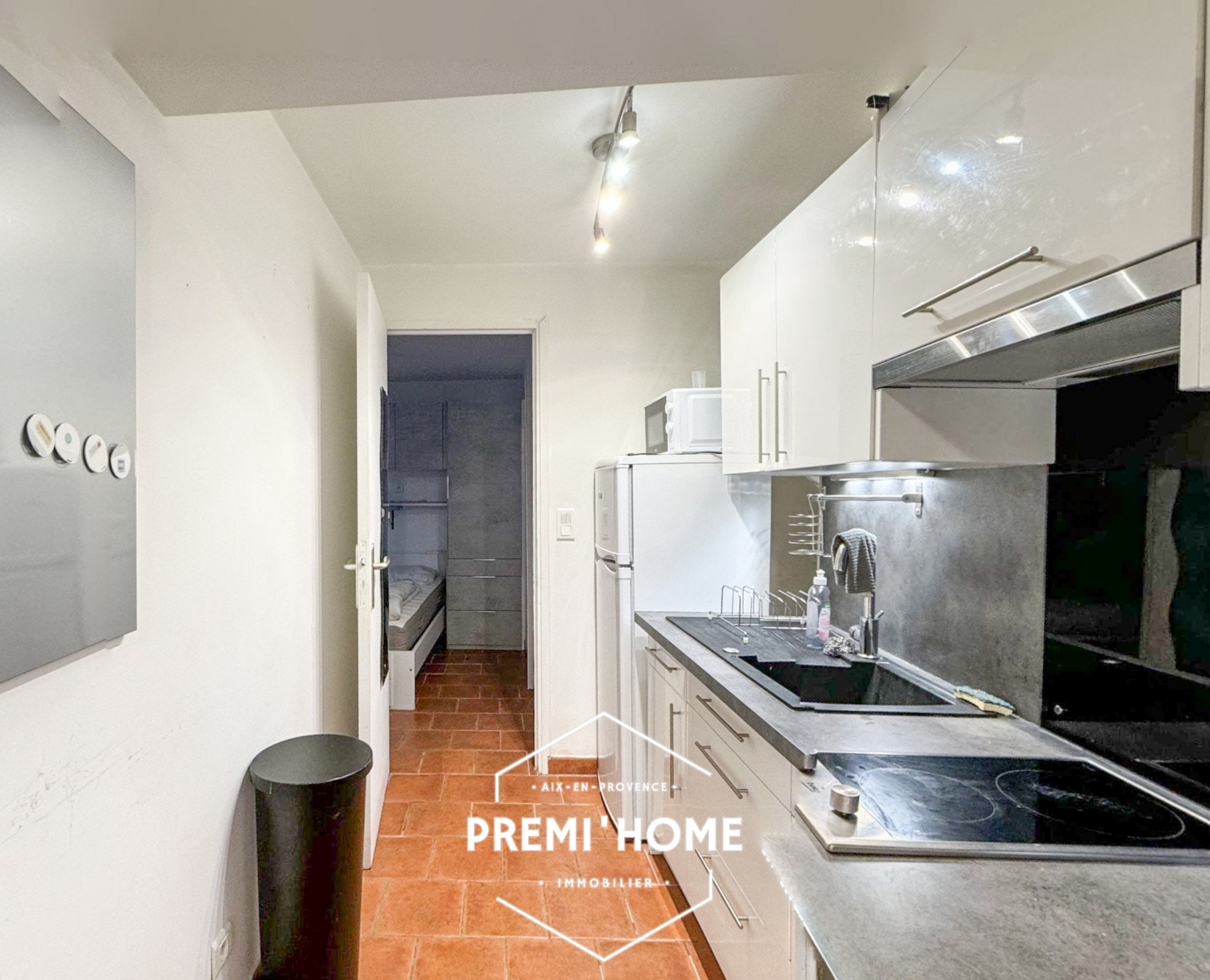 A VENDRE T2 RDC CENTRE VILLE AIX EN PROVENCE - Premi'home Agence immobilière Aix En Provence