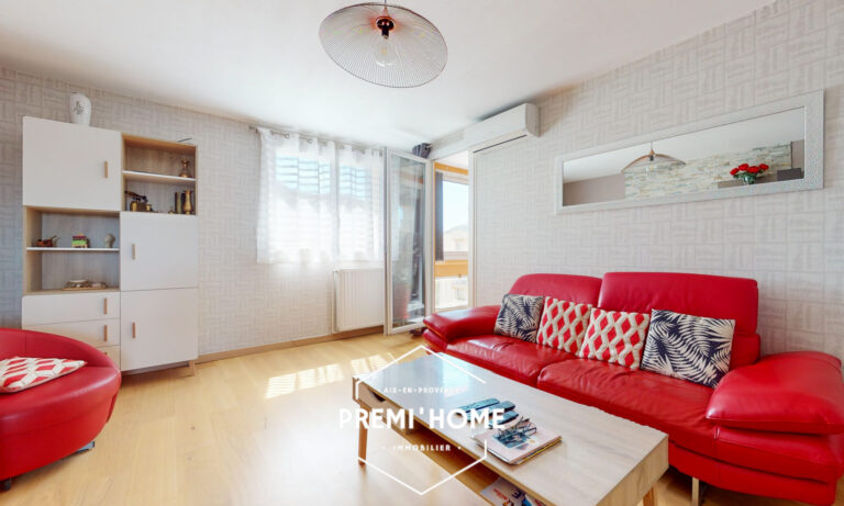 A VENDRE T3 DERNIER ETAGE ASCENSEUR 13011 MARSEILLE - Premi'home Agence immobilière Aix En Provence