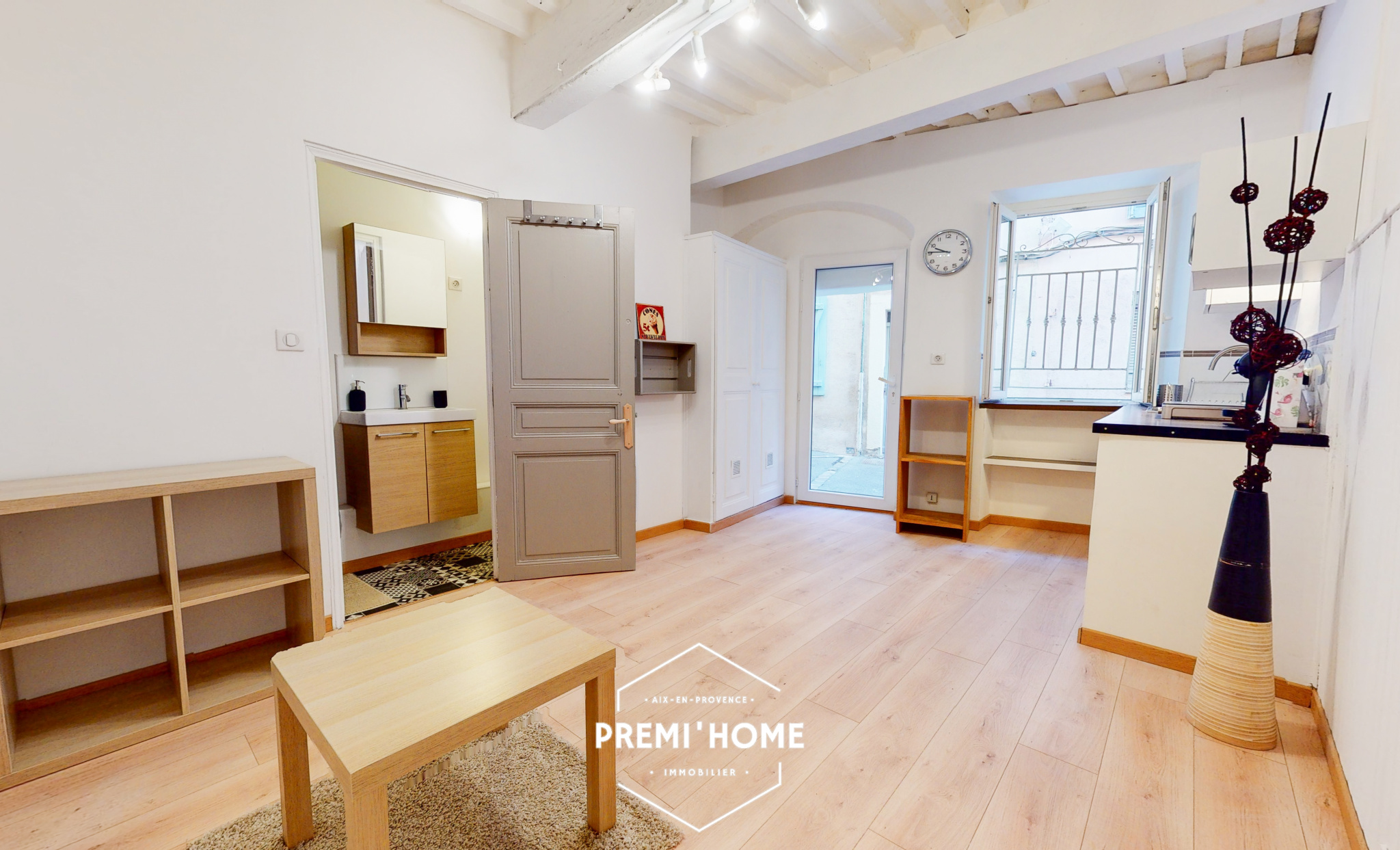 * STUIDO 16,62m2 + CAVE * CARNOT * - Premi'home Agence immobilière Aix En Provence