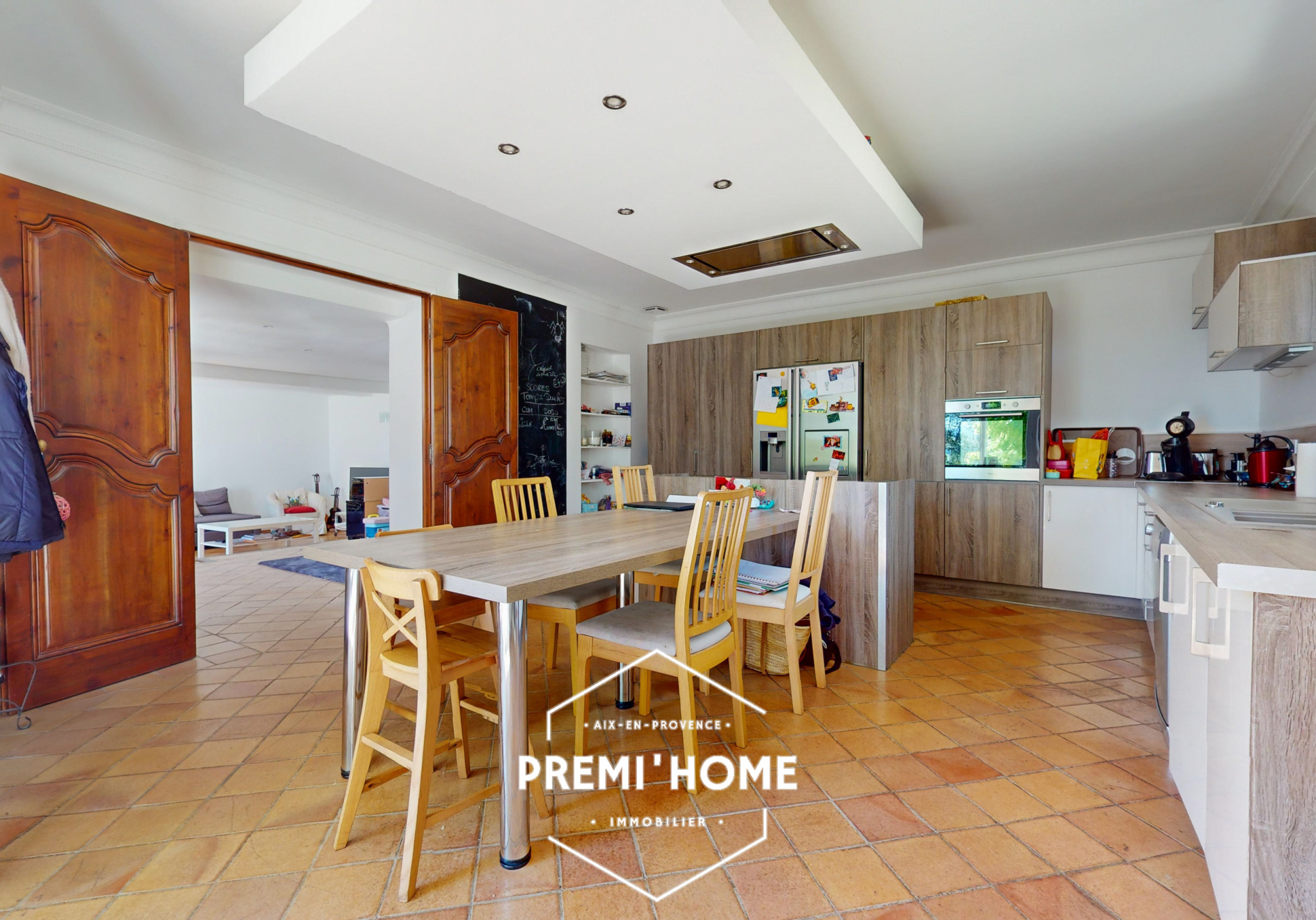 MAISON RENOVEE 4 CHAMBRES + 2 STUDIOS ET PISCINE SECTEUR AXI - Premi'home Agence immobilière Aix En Provence