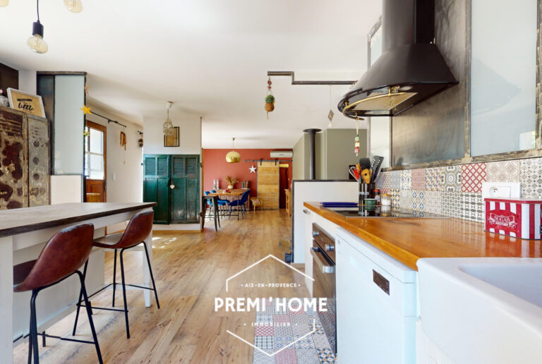 A VENDRE MAISON RÉCENTE 3 CHAMBRES PISCINE AUREILLE - Premi'home Agence immobilière Aix En Provence
