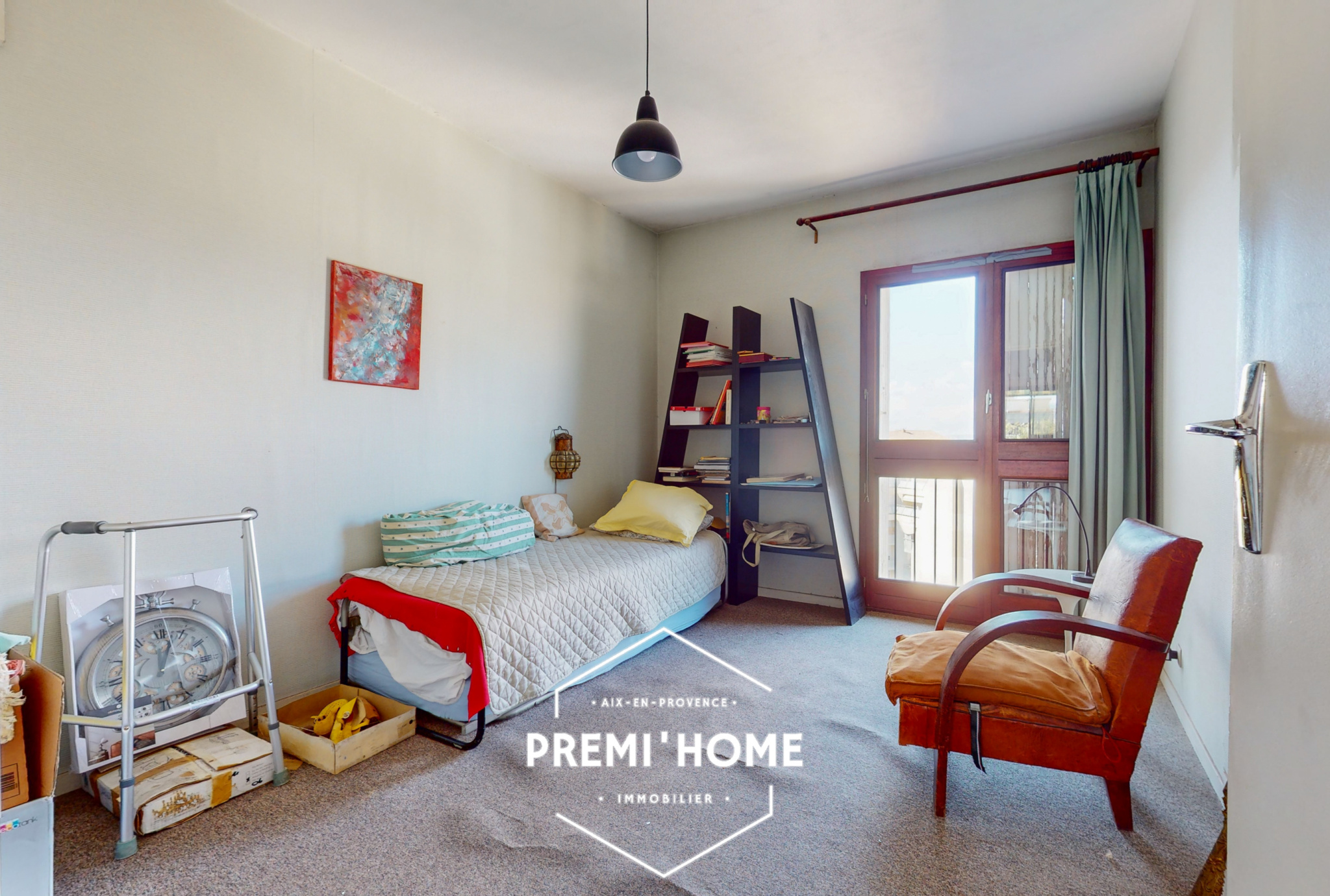 Appartement T5 dernier étage de 130m2 avec 40m2 de terrasse - Premi'home Agence immobilière Aix En Provence