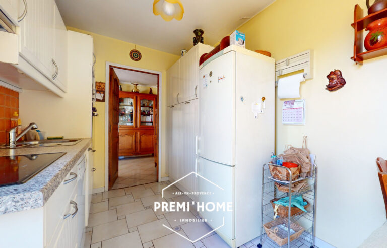 A VENDRE T3 CHATEAU DOUBLE TERRASSE ET ASCENSEUR - Premi'home Agence immobilière Aix En Provence