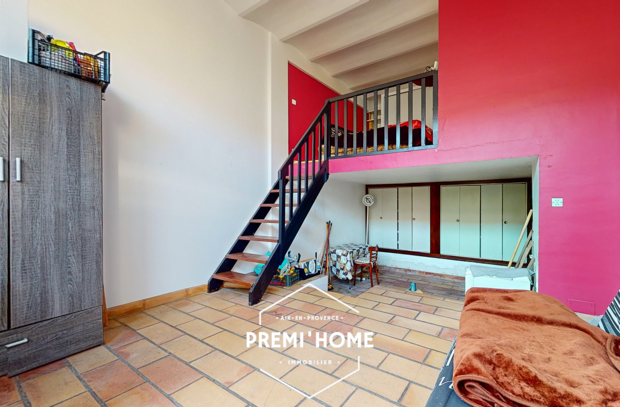 * A VENDRE T2 MEZZANINE PROCHE ROTONDE AIX EN PROVENCE *  - Premi'home Agence immobilière Aix En Provence