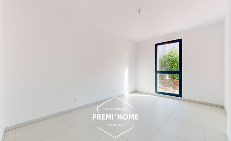 A VENDRE T3 DE 2024 EN RDC QUARTIER FACULTES - Premi'home Agence immobilière Aix En Provence
