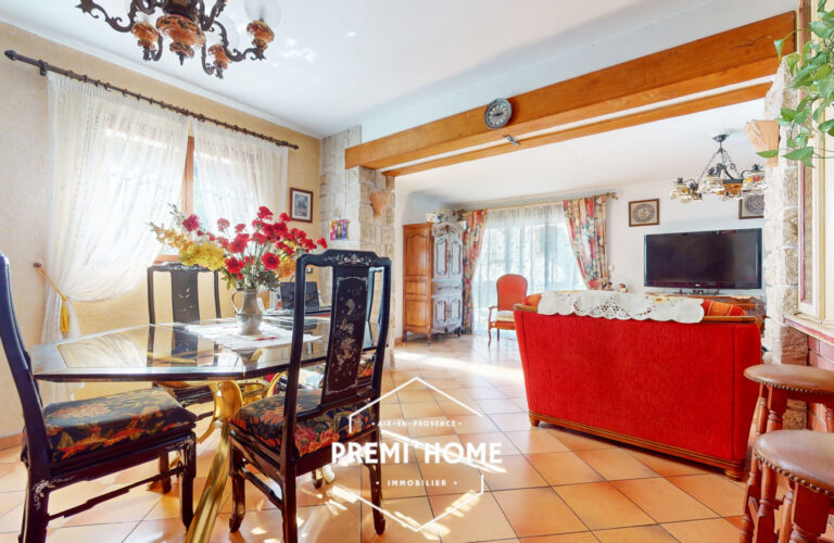 A VENDRE MAISON T4 de 135m2 sur 1500m2 DE TERRAIN au calme a - Premi'home Agence immobilière Aix En Provence