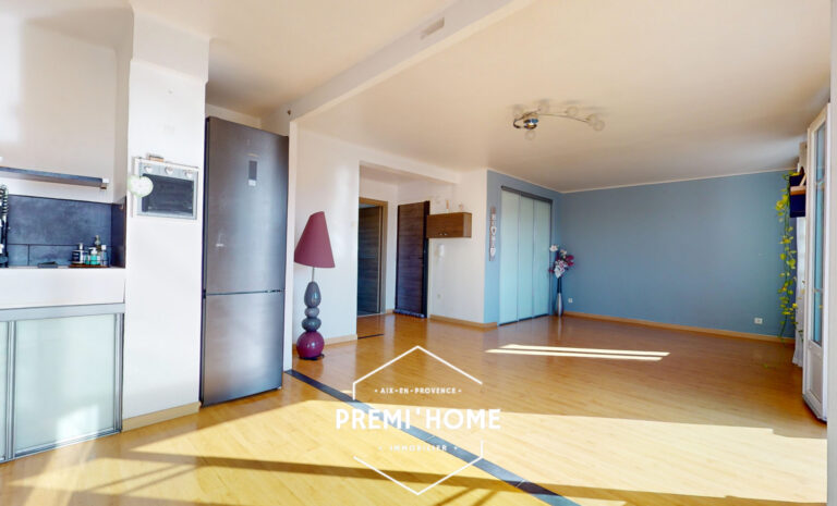 A VENDRE T3 DERNIER ETAGE AIX SUD FACULTES - Premi'home Agence immobilière Aix En Provence