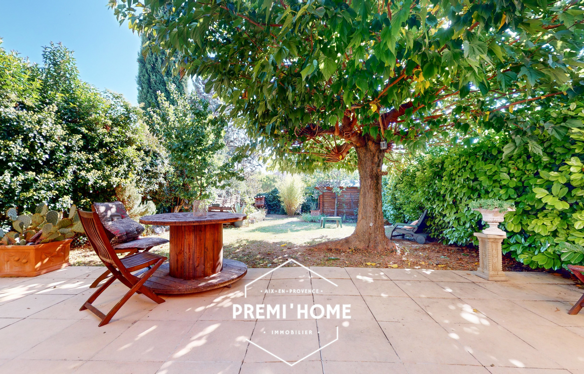 MAISON AIX OUEST DEUX NIVEAUX AVEC JARDIN - Premi'home Agence immobilière Aix En Provence