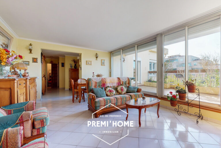 A VENDRE T3 CHATEAU DOUBLE TERRASSE ET ASCENSEUR - Premi'home Agence immobilière Aix En Provence