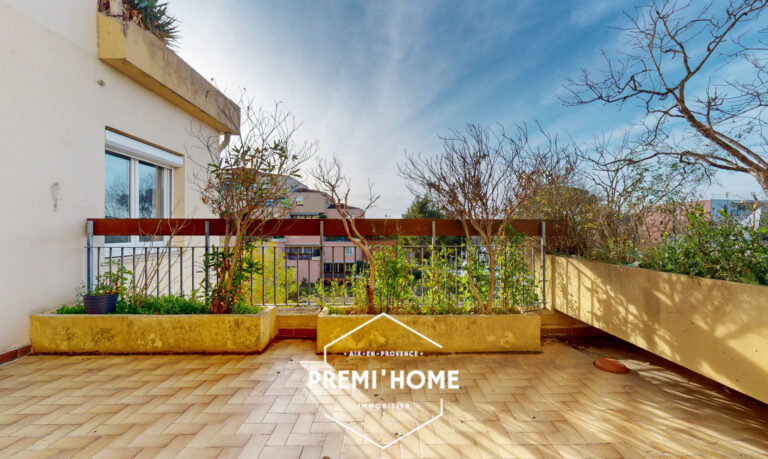 A VENDRE T3 CHATEAU DOUBLE TERRASSE ET ASCENSEUR - Premi'home Agence immobilière Aix En Provence