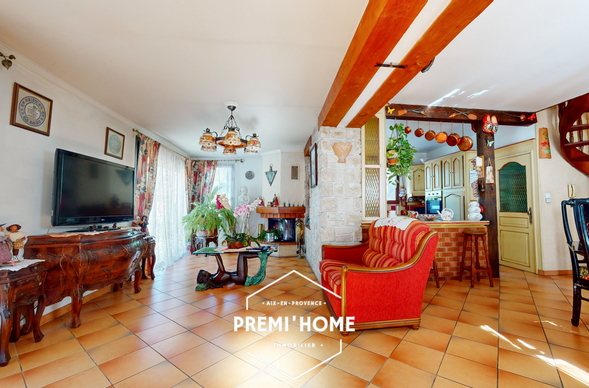 A VENDRE MAISON T4 de 135m2 sur 1500m2 DE TERRAIN au calme a - Premi'home Agence immobilière Aix En Provence