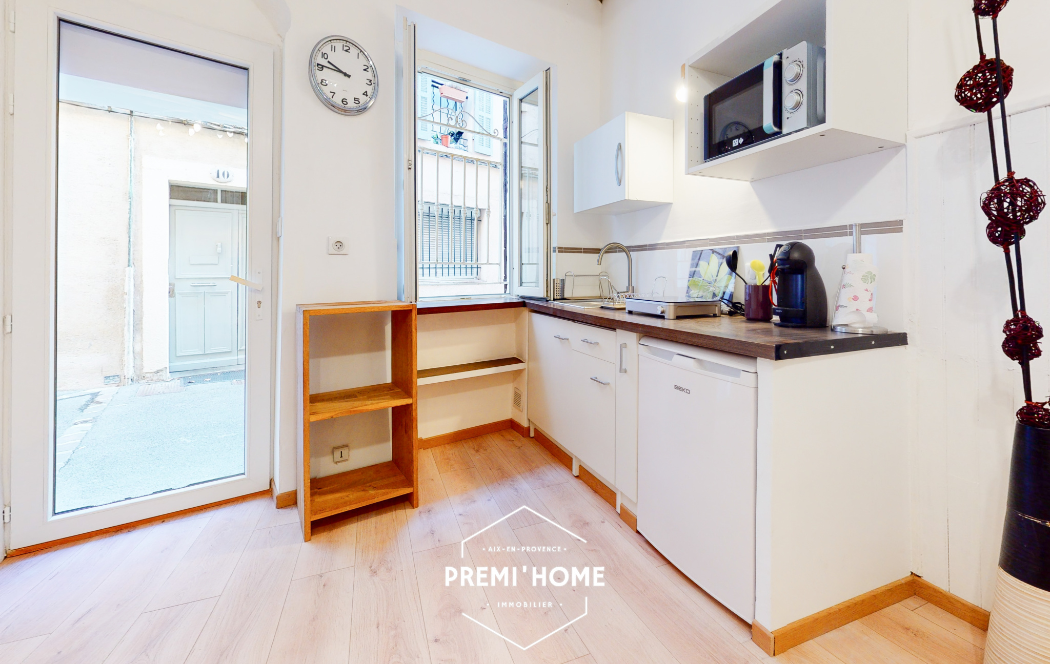 * STUIDO 16,62m2 + CAVE * CARNOT * - Premi'home Agence immobilière Aix En Provence