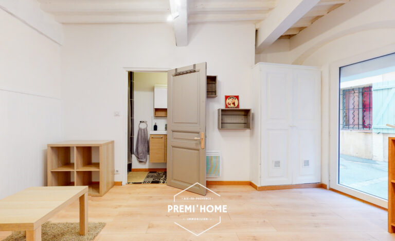 * STUIDO 16,62m2 + CAVE * CARNOT * - Premi'home Agence immobilière Aix En Provence