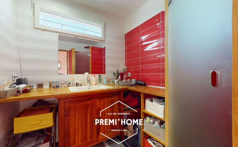 A VENDRE MAISON 3 CHAMBRES AVEC JARDIN A AUBAGNE - Premi'home Agence immobilière Aix En Provence