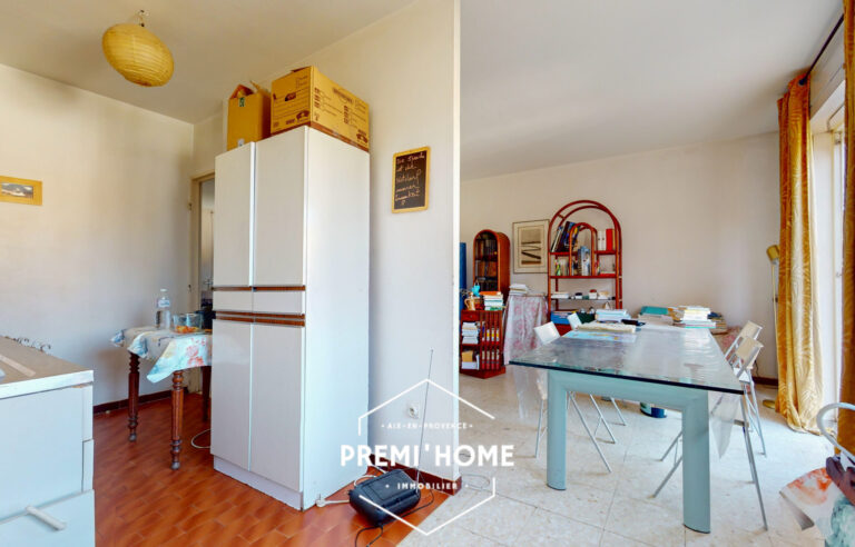 * A VENDRE T2 SAINT JEROME LOUE * - Premi'home Agence immobilière Aix En Provence