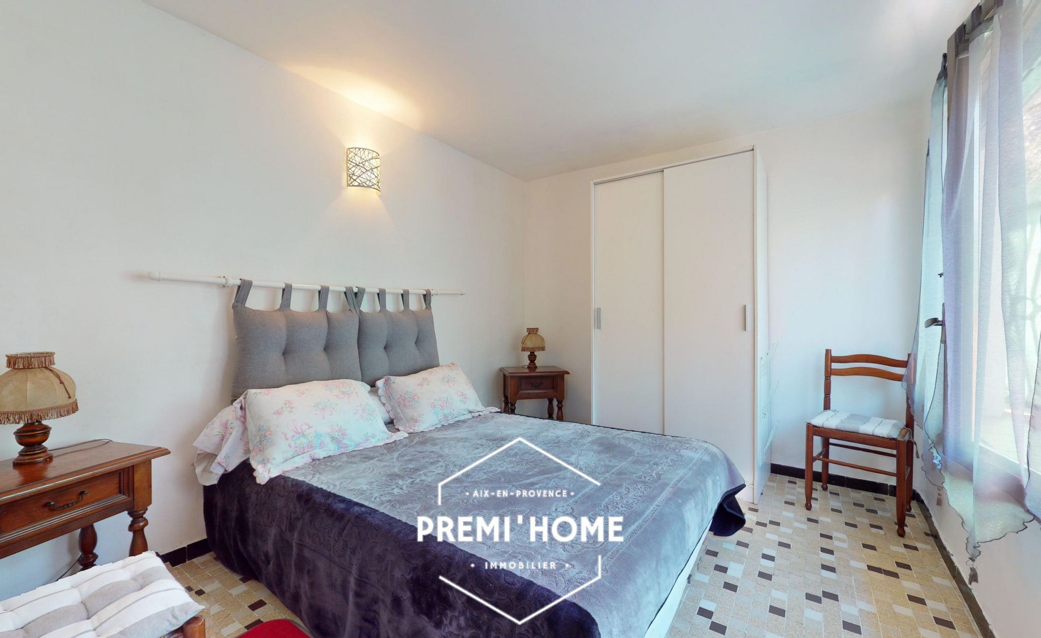 A VENDRE MAISON T4 de 135m2 sur 1500m2 DE TERRAIN au calme a - Premi'home Agence immobilière Aix En Provence