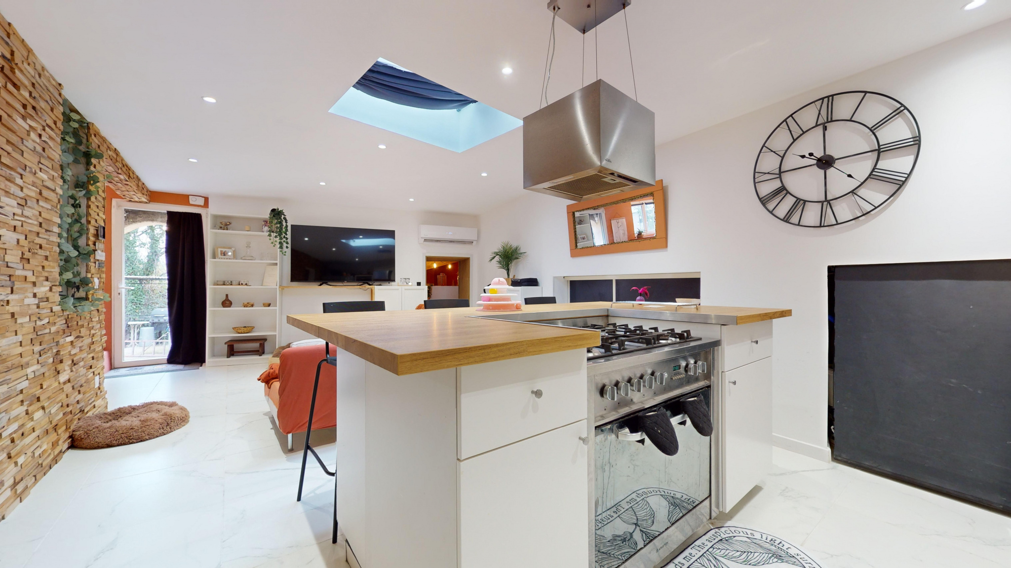 * MAISON T3/4 RENOVEE ROQUEVAIRE * - Premi'home Agence immobilière Aix En Provence