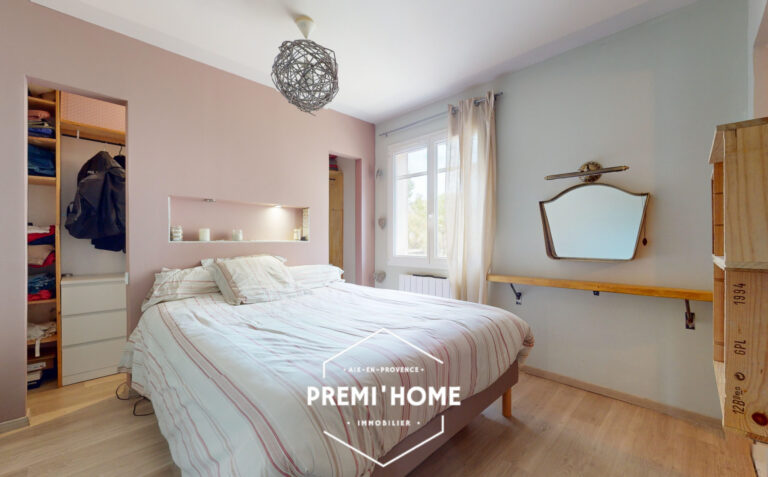 A VENDRE MAISON RÉCENTE 3 CHAMBRES PISCINE AUREILLE - Premi'home Agence immobilière Aix En Provence