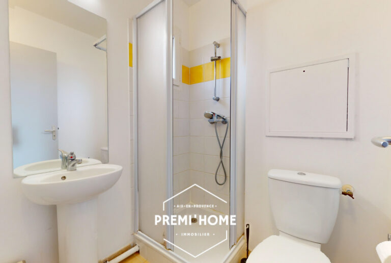 A VENDRE PETITE MAISON 2 CHAMBRES MOURIÈS - Premi'home Agence immobilière Aix En Provence