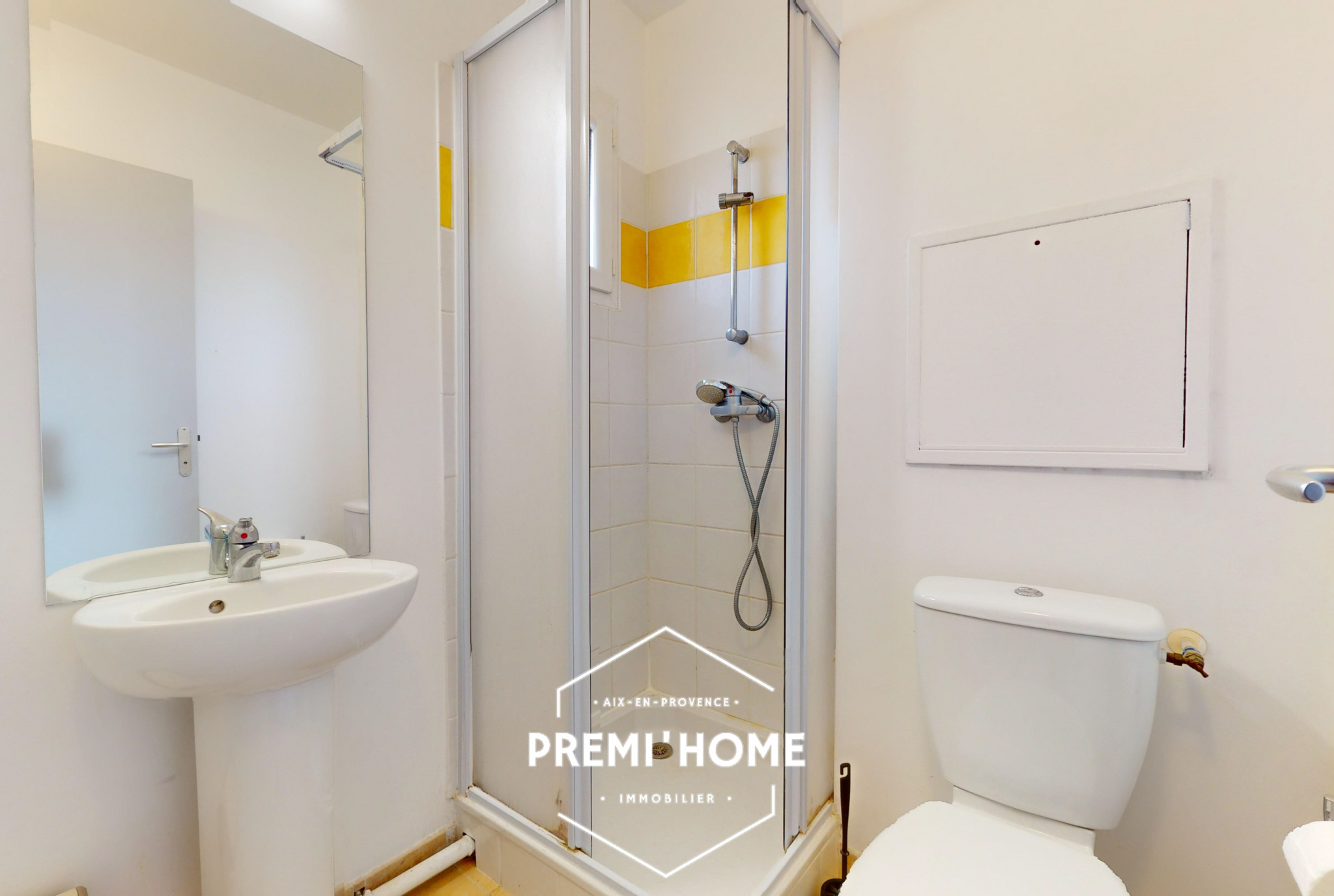 A VENDRE PETITE MAISON 2 CHAMBRES MOURIÈS - Premi'home Agence immobilière Aix En Provence