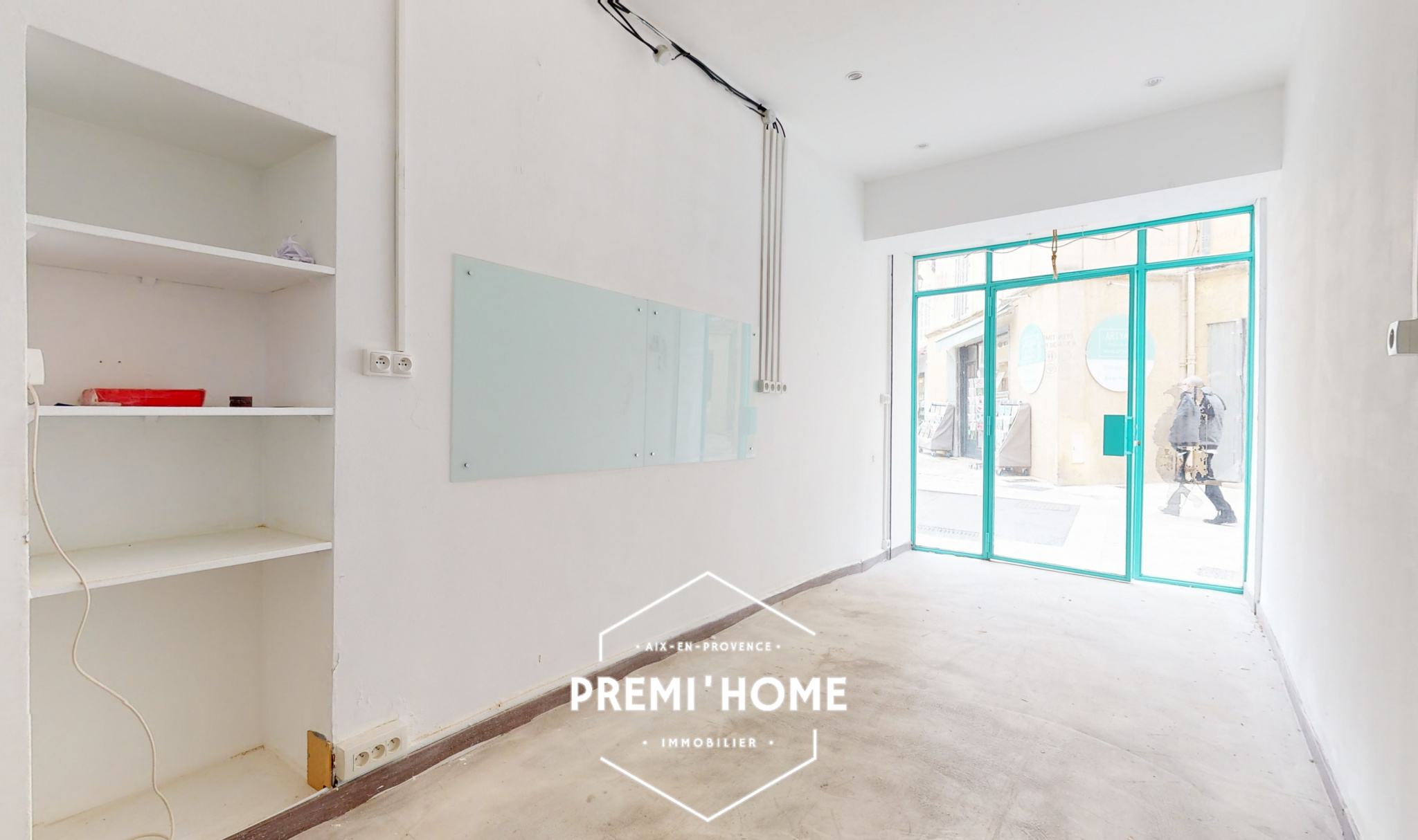 * LOCAL COMMERCIAL CENTRE HISTORIQUE AIX EN PROVENCE * - Premi'home Agence immobilière Aix En Provence