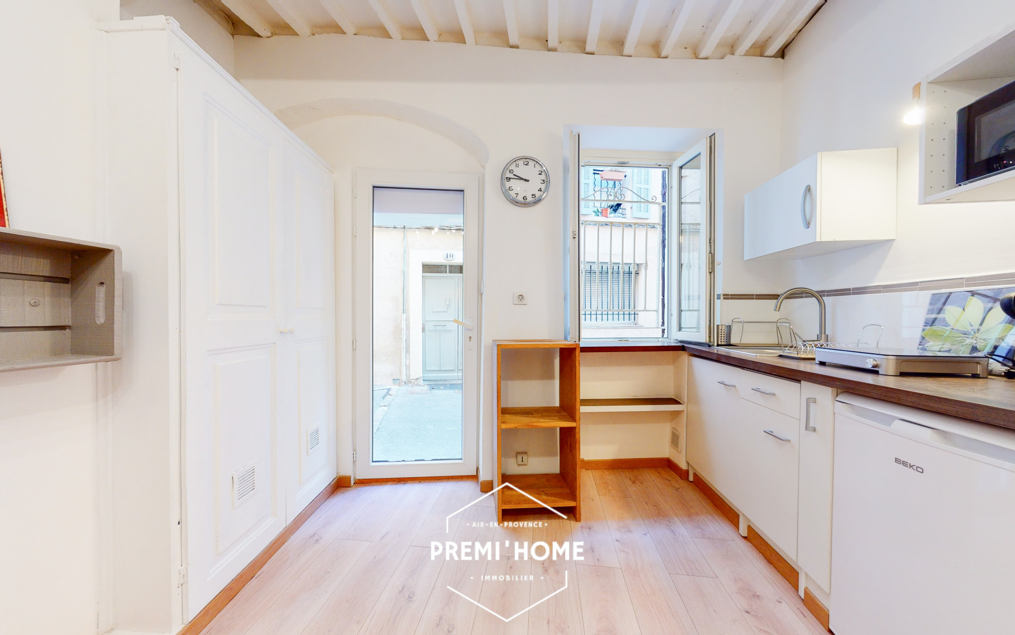 * STUIDO 16,62m2 + CAVE * CARNOT * - Premi'home Agence immobilière Aix En Provence