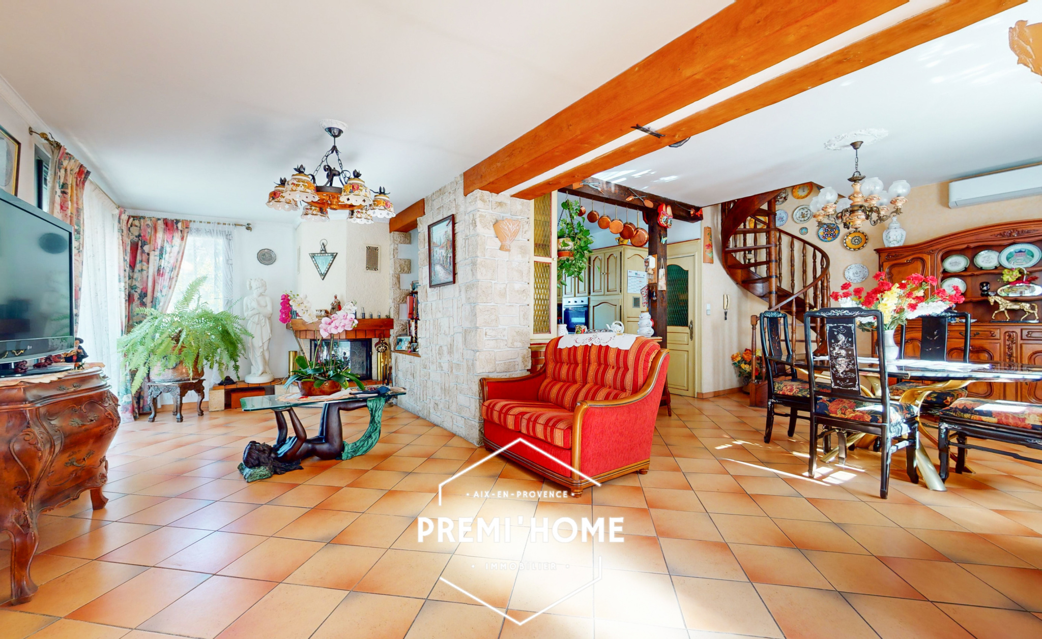 A VENDRE MAISON T4 de 135m2 sur 1500m2 DE TERRAIN au calme a - Premi'home Agence immobilière Aix En Provence