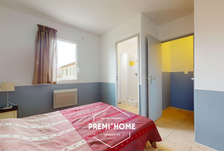 A VENDRE PETITE MAISON 2 CHAMBRES MOURIÈS - Premi'home Agence immobilière Aix En Provence
