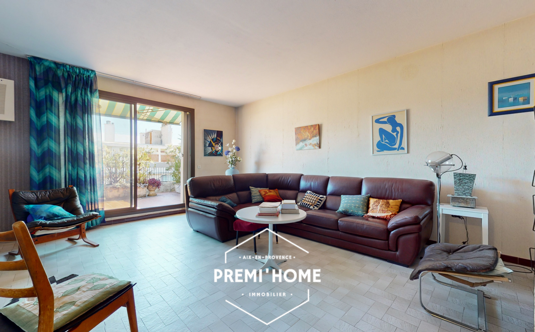 Appartement T5 dernier étage de 130m2 avec 40m2 de terrasse - Premi'home Agence immobilière Aix En Provence