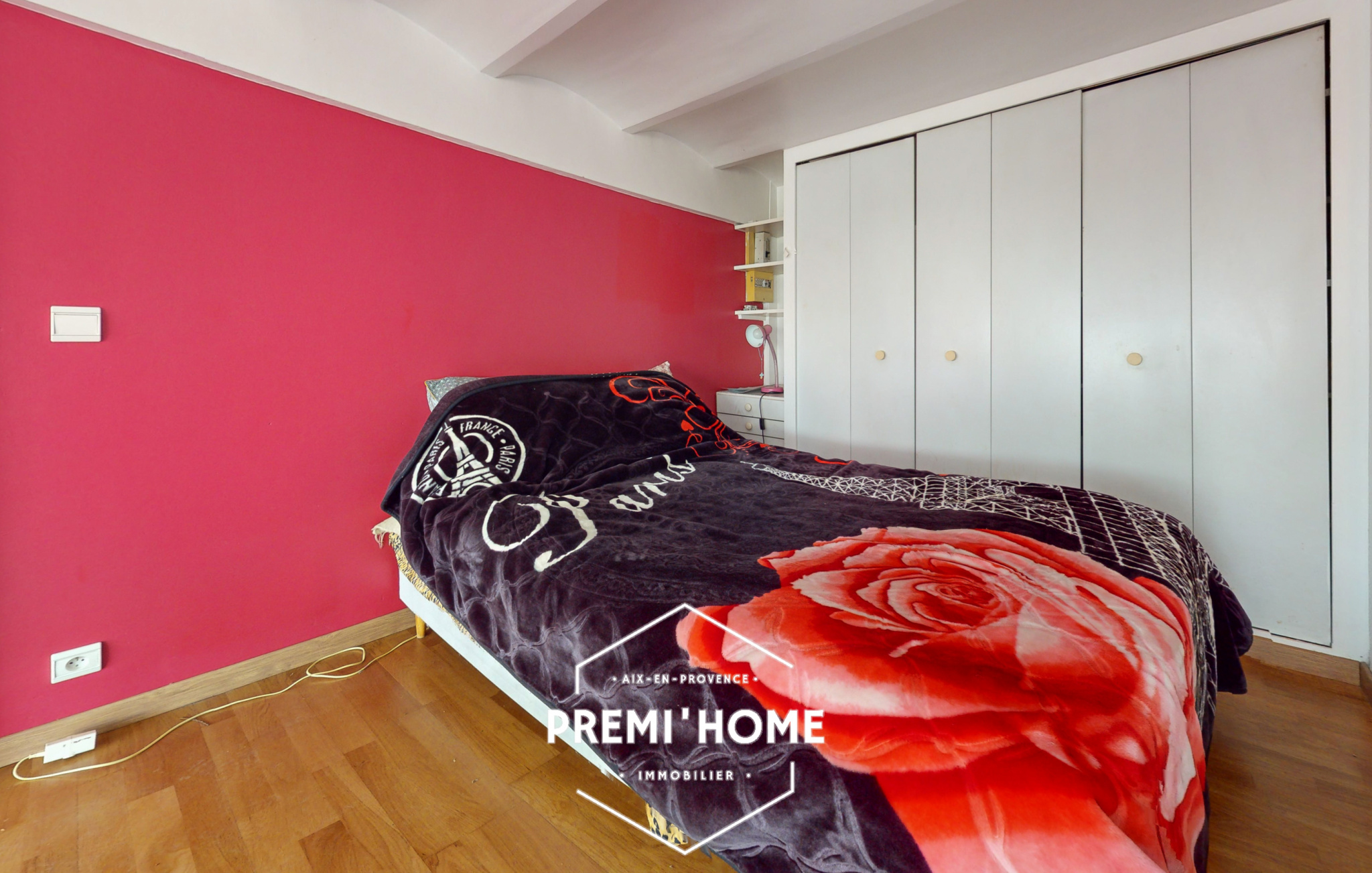 * A VENDRE T2 MEZZANINE PROCHE ROTONDE AIX EN PROVENCE *  - Premi'home Agence immobilière Aix En Provence