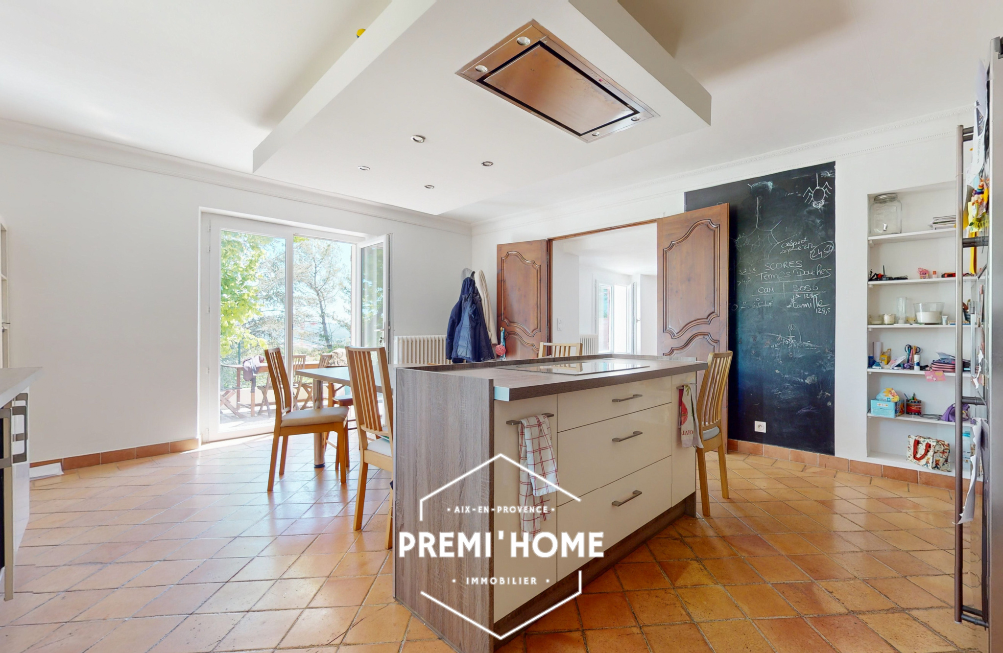 MAISON RENOVEE 4 CHAMBRES + 2 STUDIOS ET PISCINE SECTEUR AXI - Premi'home Agence immobilière Aix En Provence
